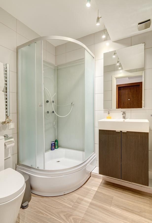 June Street Spa Apartments VNO Exterior photo